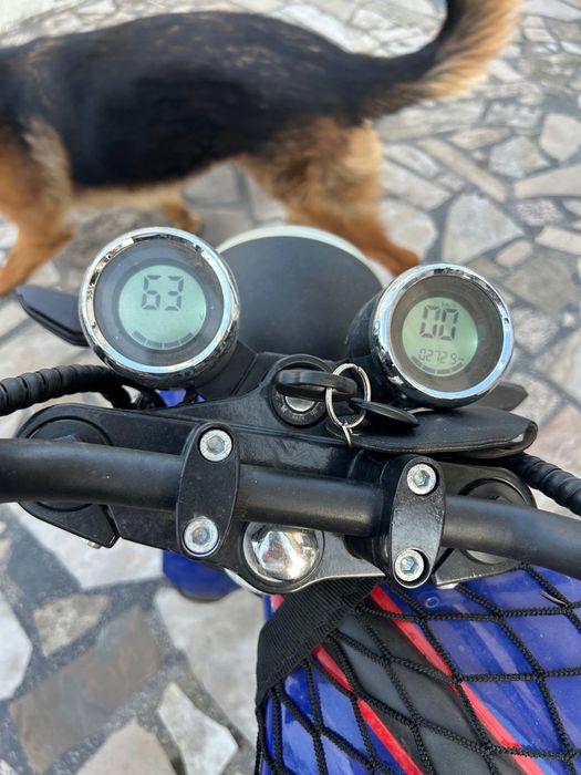 Vendo scooter eletrica