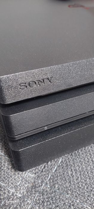 Sony playstation 4 pro ps4