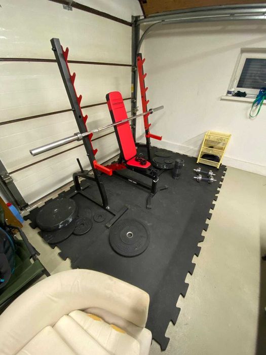 SIŁOWNIA: ławeczka, stojaki, gryf/sztanga olimpijska, 100kg obciążenia