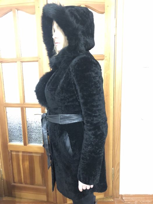 Шуба из Астрагана, Мутона