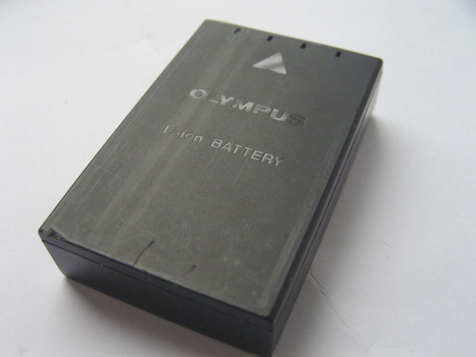 Olympus bls 1, Olympus RM-2, Kenko mc protector 67mm, карти пам'яті