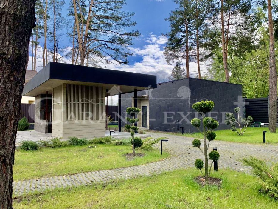 Котедж ЗРУБ 11 соток з Басейном та Банею ! Біля лісу