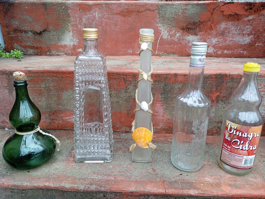 Frascos e garrafas antigos64287803461635123