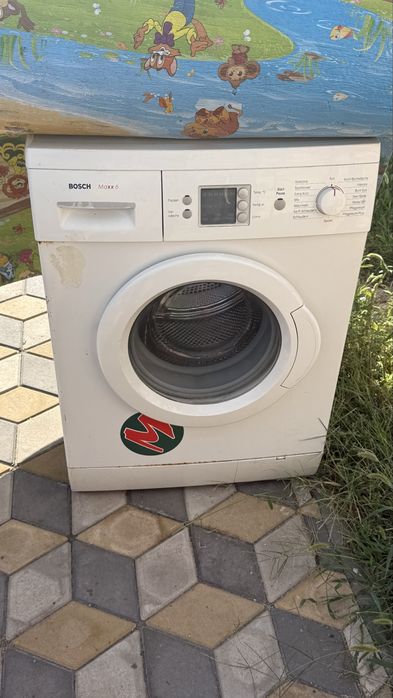 Стиралка под ремонт BOSCH Maxx6