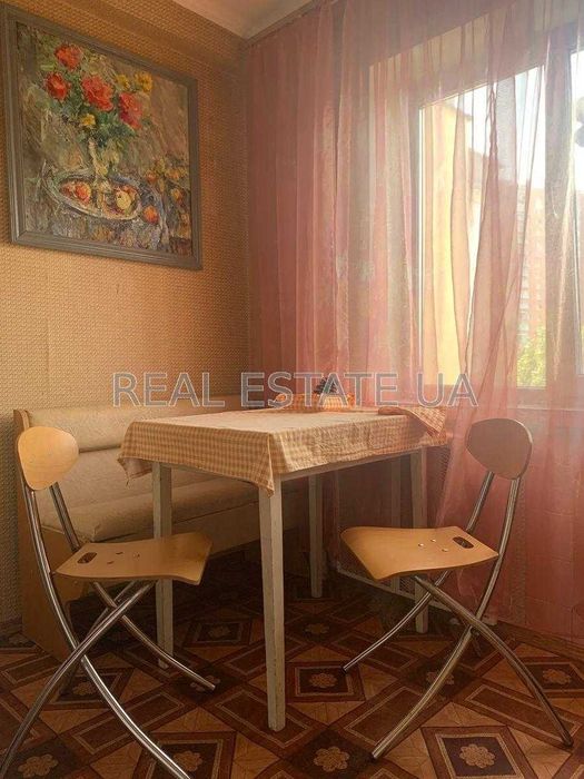 Оренда квартири на Русанівці, поруч з каналом, вул. Ентузіастів № 7/3