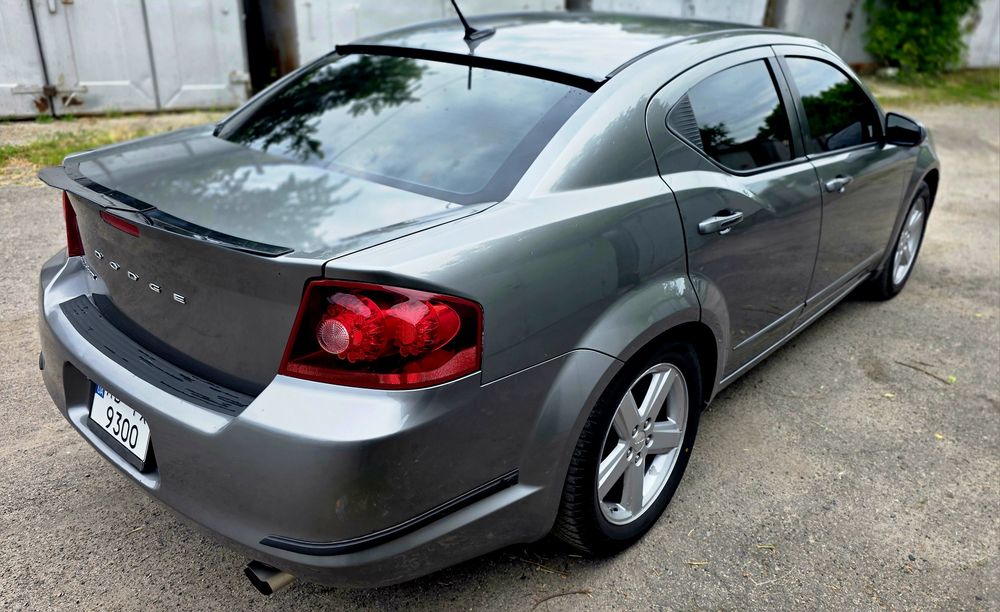 Продам Dodge Avenger 2013рік 2.4 газ/бензин