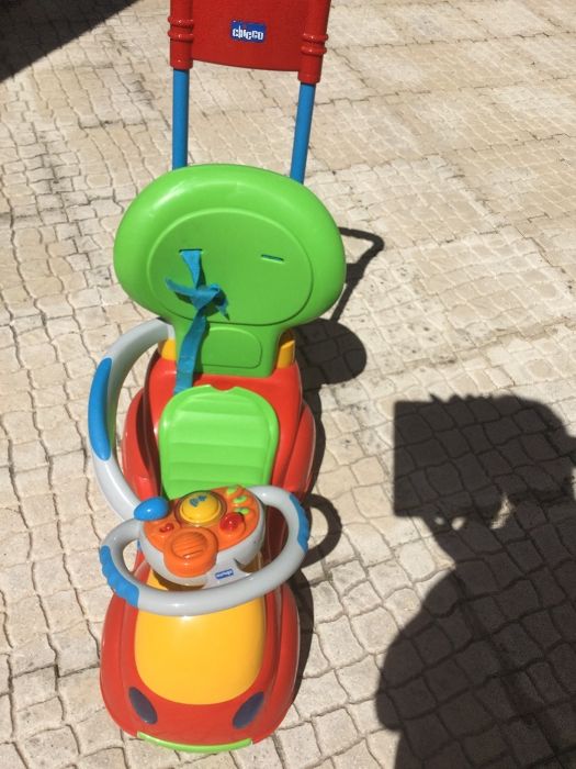 Triciclo/baloiço Chicco