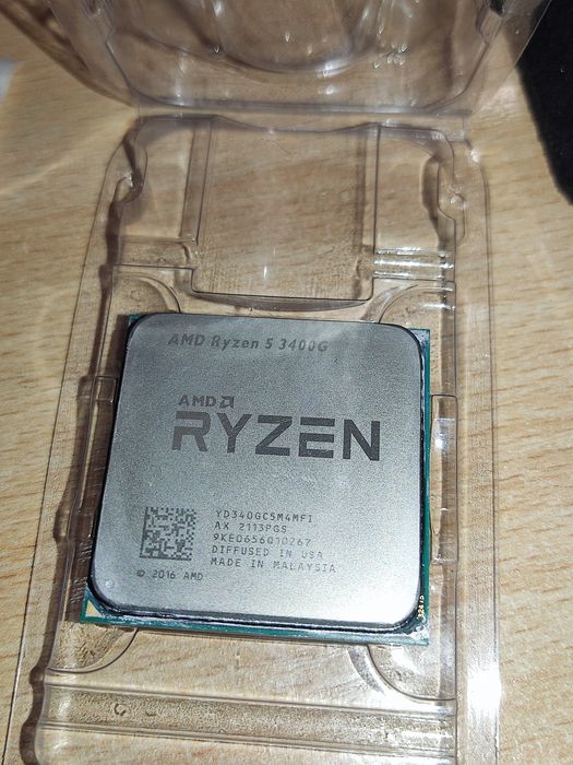 Процесор Ryzen 5 3400G Socket AM4