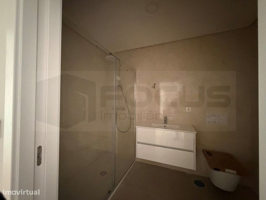 Novidade no mercado !!! Apartamento T2 +1 com 2 SUITES Aveiro / Esg...