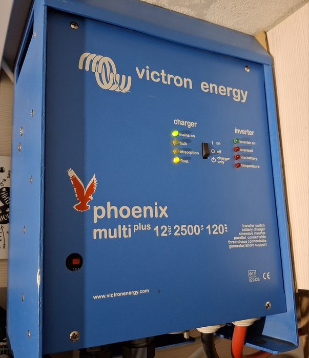 Система резервного живлення Victron 12/2500/120(ecoflo)