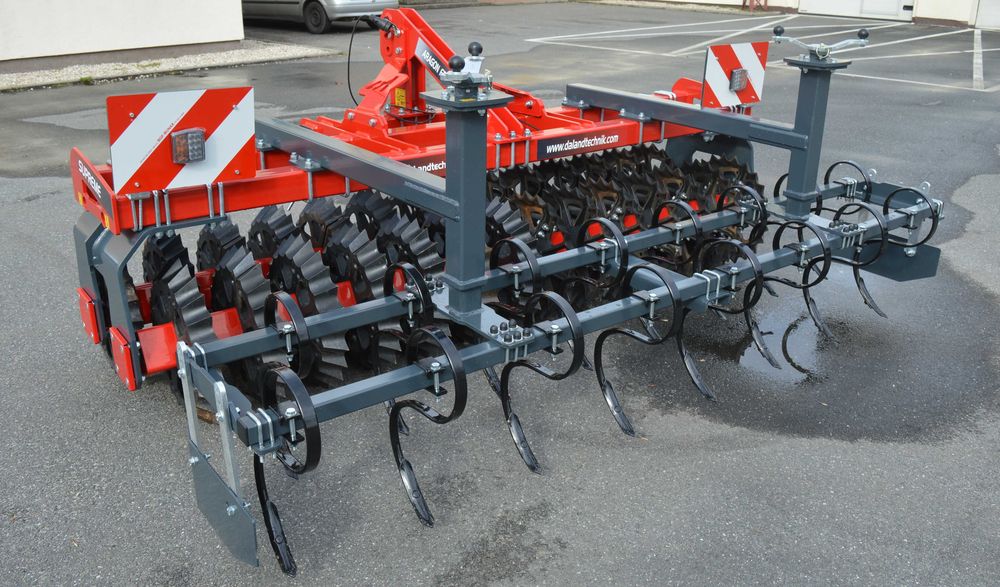 Wał Pryzmatyczny Aragon Duo S 300 DA Landtechnik przedni Tuz Frontpack