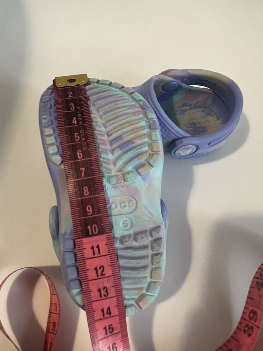 Взуття для дівчинки