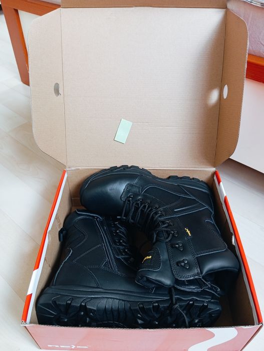 Buty taktyczne , nowe.