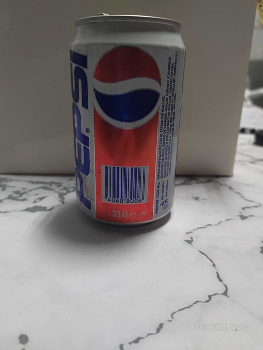 Lata de Pepsi cola