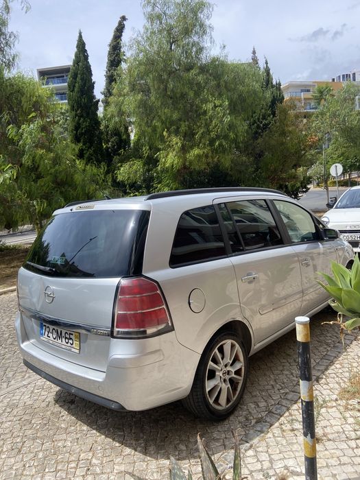 Zafira 2006 automática