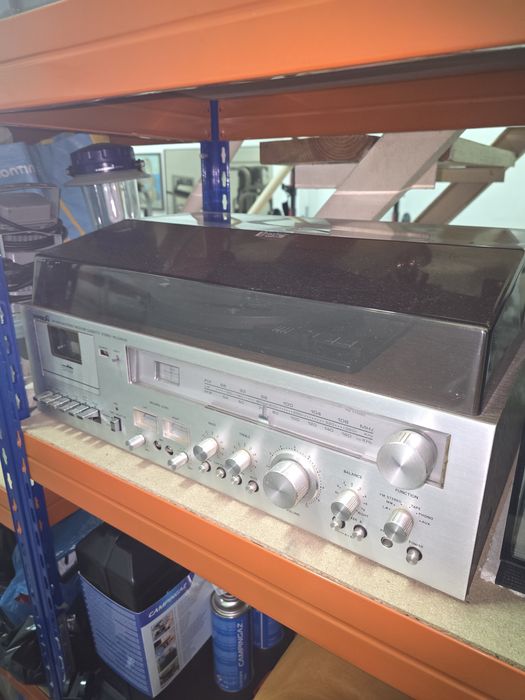 Aparelhagem com gira discos Tapson