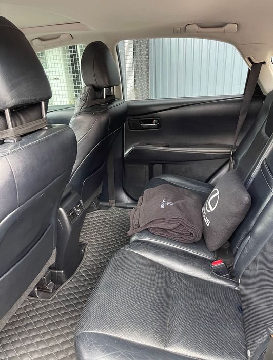 Поліки в машину Lexus RX 350