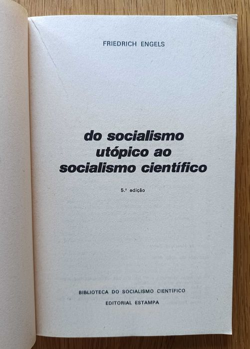 Do Socialismo Utópico ao Socialismo Científico - F. Engels (portes incl.)