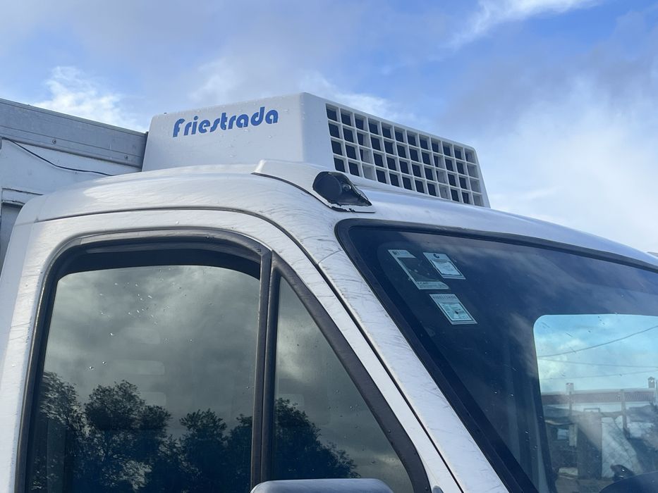 Iveco daily contentor frigorifico