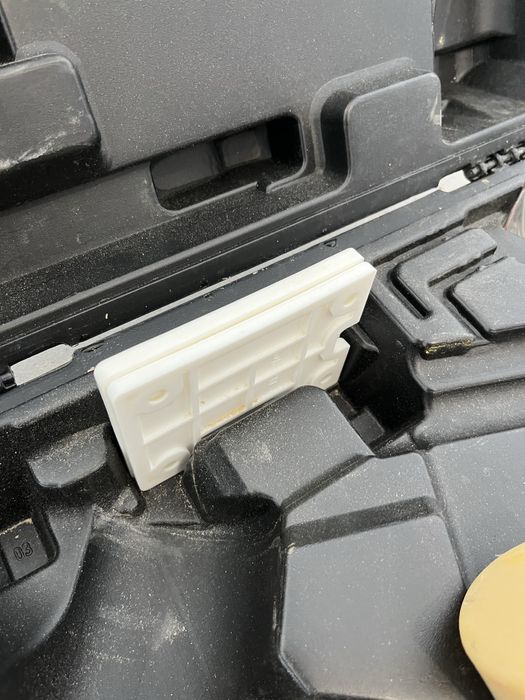 BOSTITCH MFN-201 gwoździarka do podłóg – mało używana, walizka