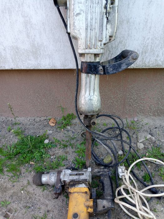 Młot udarowy wyburzeniowy