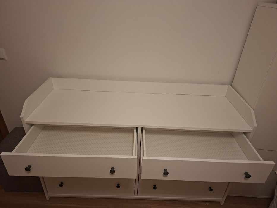 Cómoda IKEA HAUGA nova