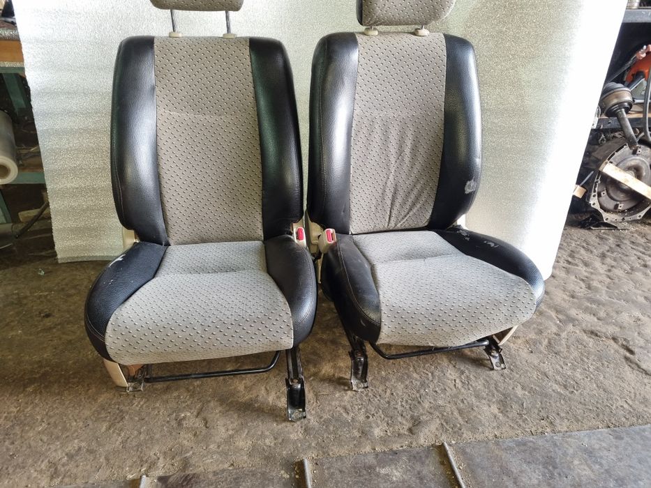 Сидіння   тойота прадо 120 без електро регуліровки