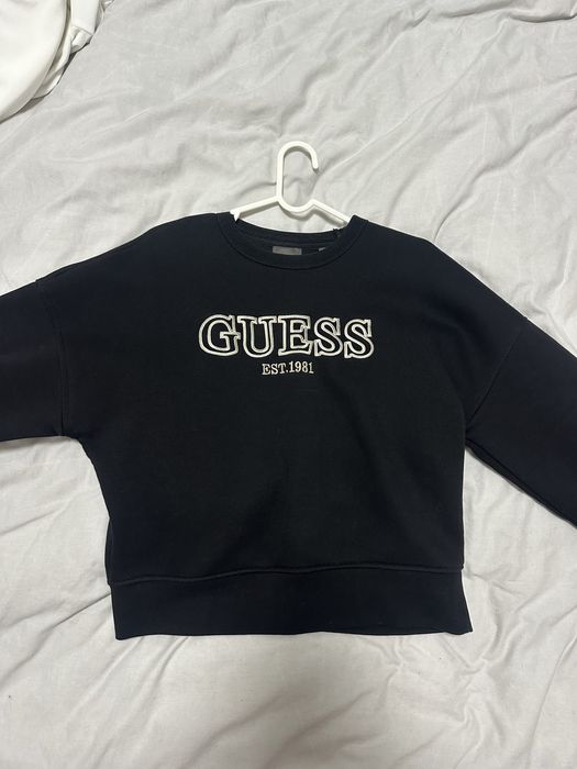 Тепла кофта guess