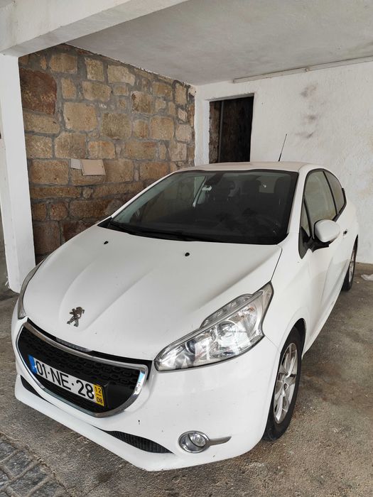 Peugeot 208 1.4 HDi AUTOMATIC TRANSMISSION