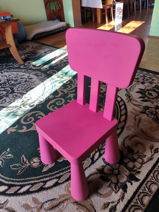 Krzesełko dla dziecka