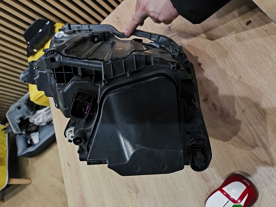 AUDI A6 C8 4K 4K0 LAMPA LEWA FULL LED Lewy lewa USA  uszkodzona
