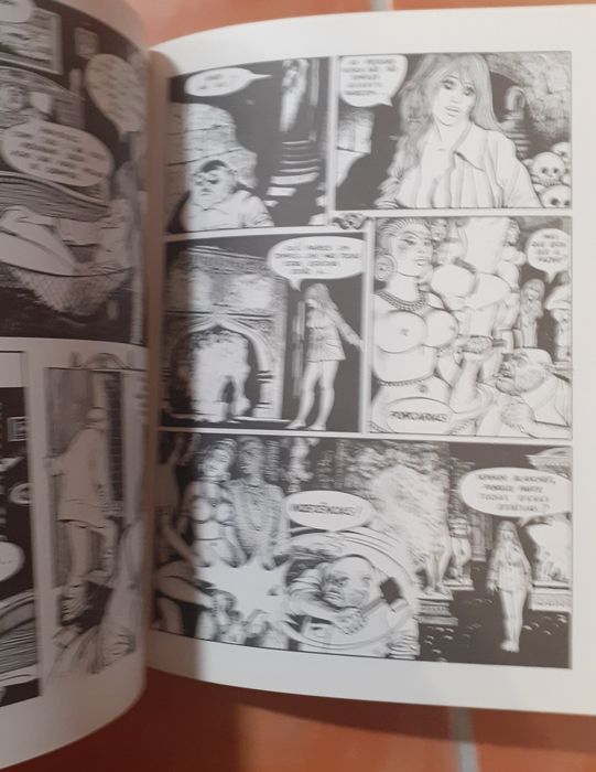 Manara - Las Aventuras Africanas de Giuseppe Bergman e Totem el comix
