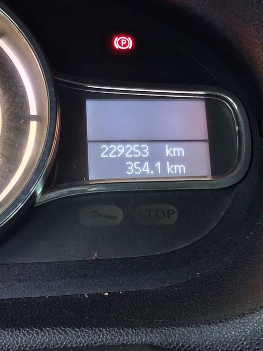 Renault Megane - Como Nova