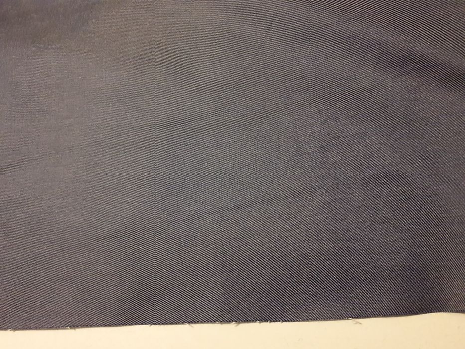 Tkanina w typie jeansu szer.154 cm.kupon 4,30 m.