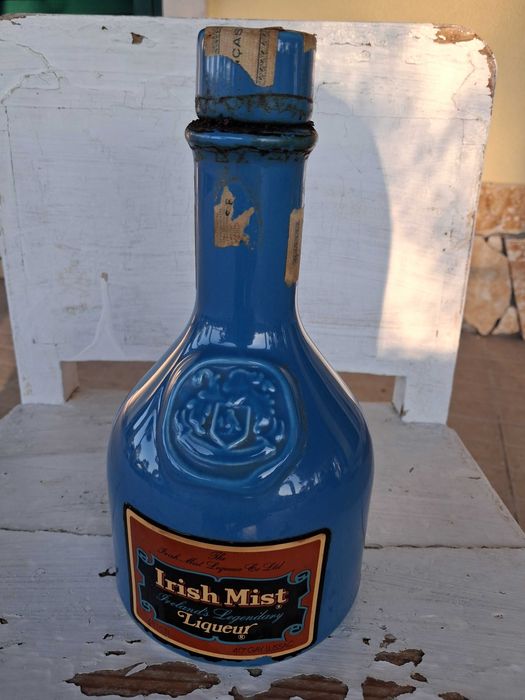 Garrafas antigas de bebidas