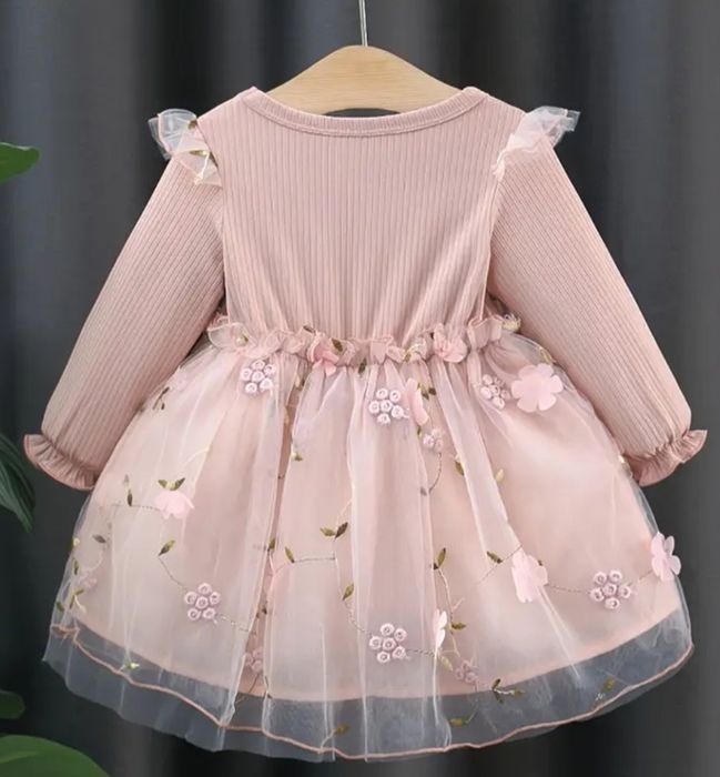 Сукня дитяча з довгими рукавами