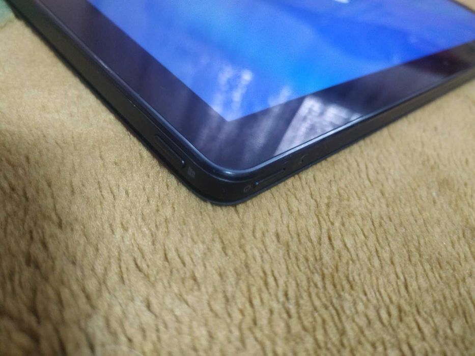 Планшетний комп'ютер Dell Latitude 5290 i5-8-128-lte