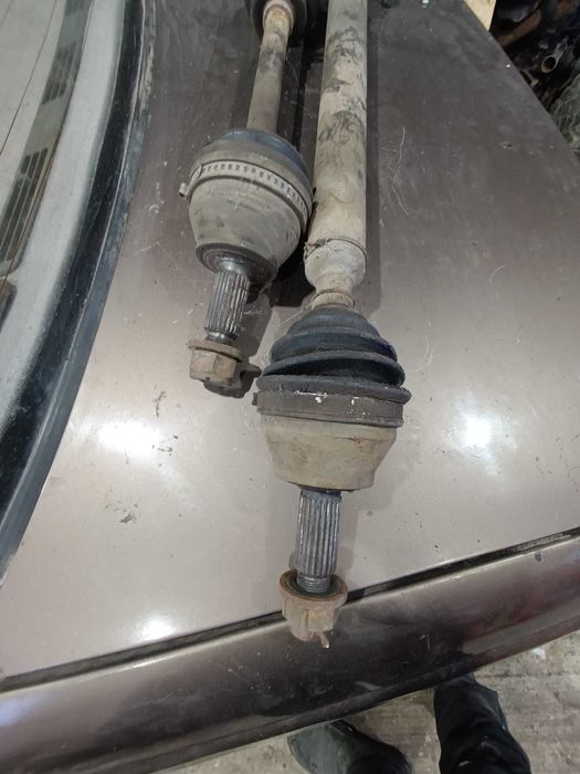 Полуось Форд Фиеста МК3 Приводные Валы Ford Fiesta мк3