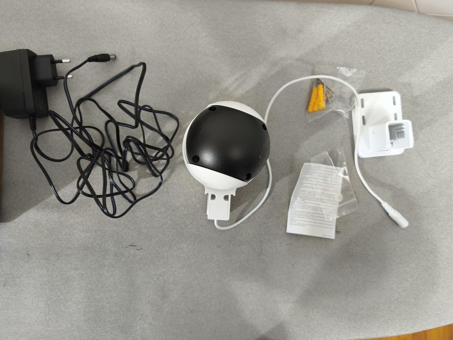 Câmera Wi-Fi Tapo C500 Outdoor Pan/Tilt