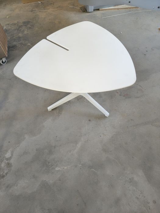 Stolik okolicznosciowy