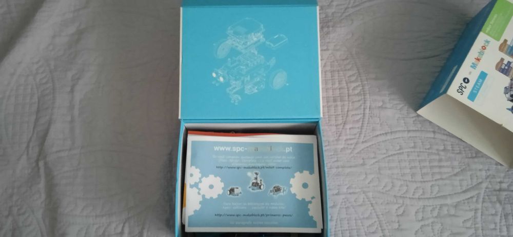 Robô MakeBlock para Crianças