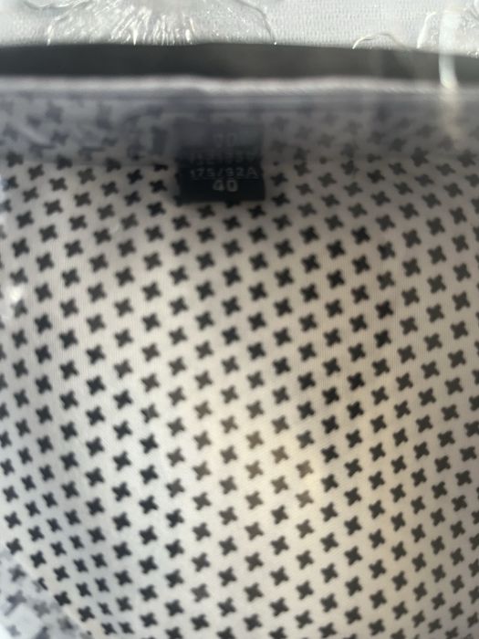 Nowa męska koszula idealna na prezent