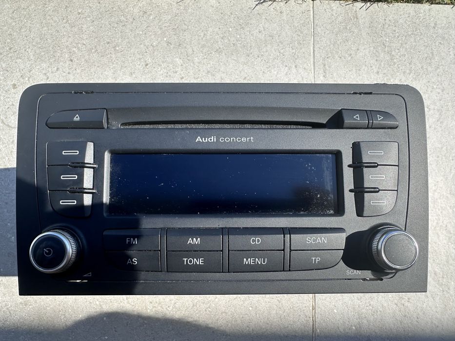Rádio Original Audi Concert II+ – Audi A3 8P – 8P0 035 186 AB