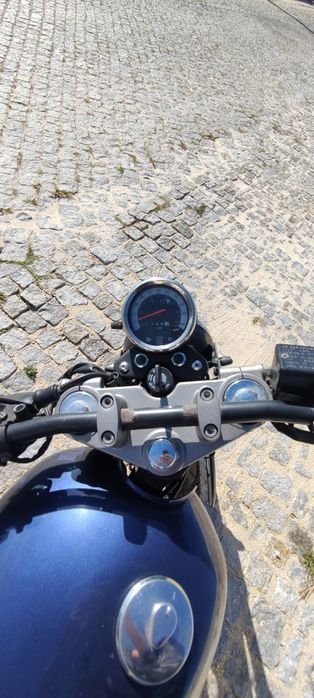 Mash Seventy Five 125 café racer