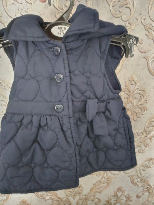 Жилетка на девочку 9-12мес