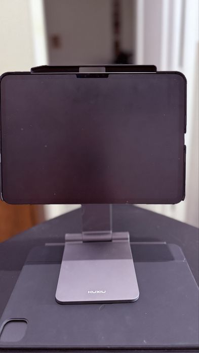 iPad Pro 11 M4 - 256GB - 5G + Magic Keyboard + Capa Aramida