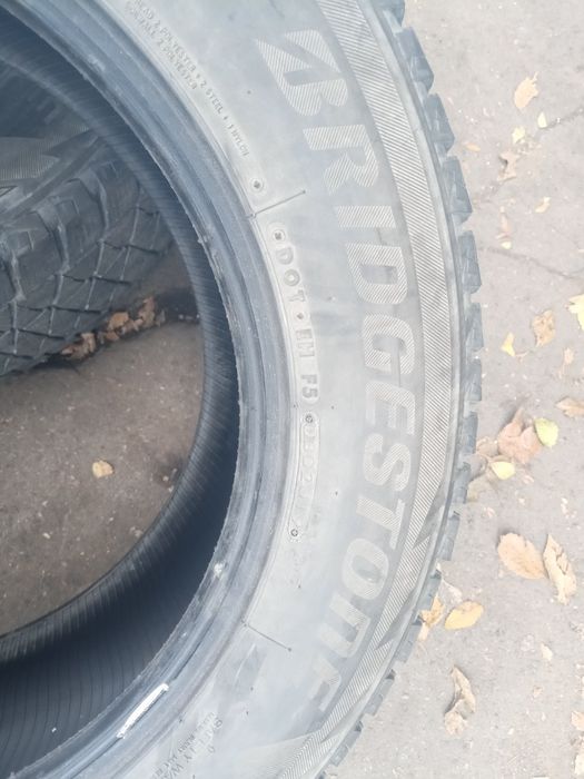 Продам 225/65/17 зима пара