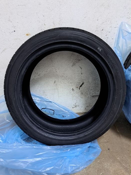 Nowe opony letnie 215/45 R18.
