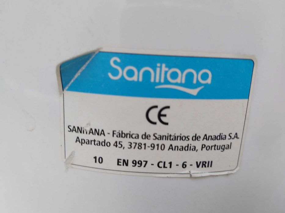 Bidé da marca Sanitana, modelo Munique na cor branco, novo a estrear