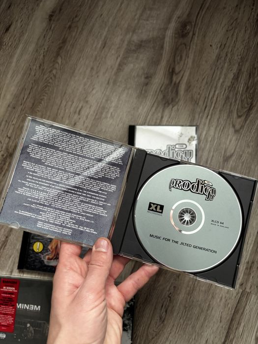 CD диск вінтаж 90х Eminem Prodigy Faith No More Rase Against 1992